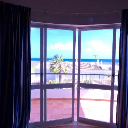 Im On Casa Do Mar * ラゴス